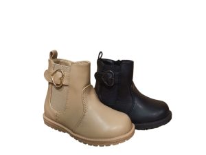 124 BOTIN DE NIÑA LISO HEBILLA CORA 21-26